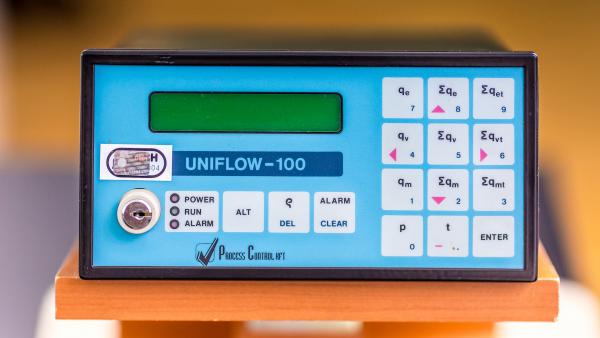 UNIFLOW-100 hozamszámítómű